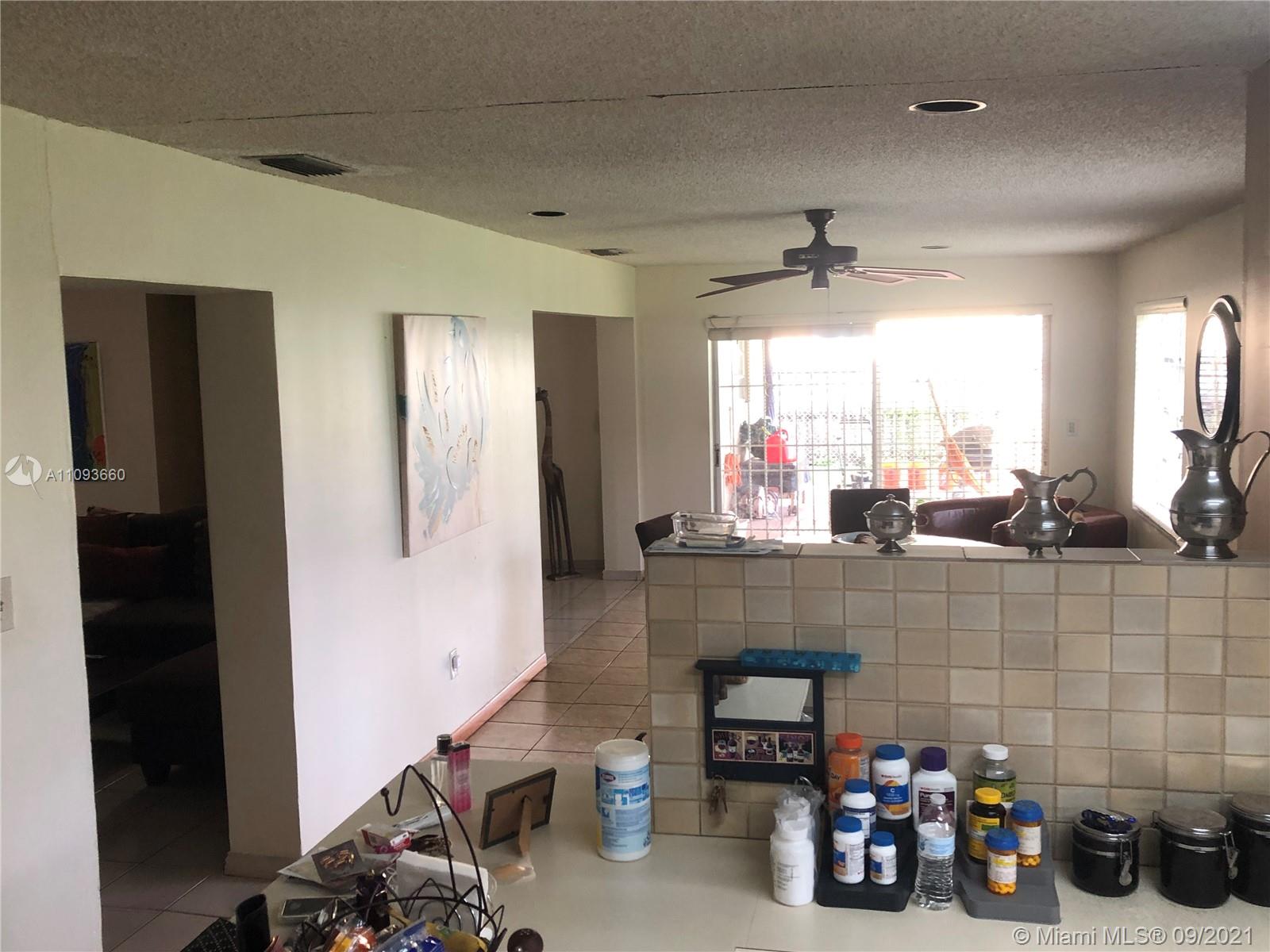 CORAL GABLES HEIGHTS - Residential