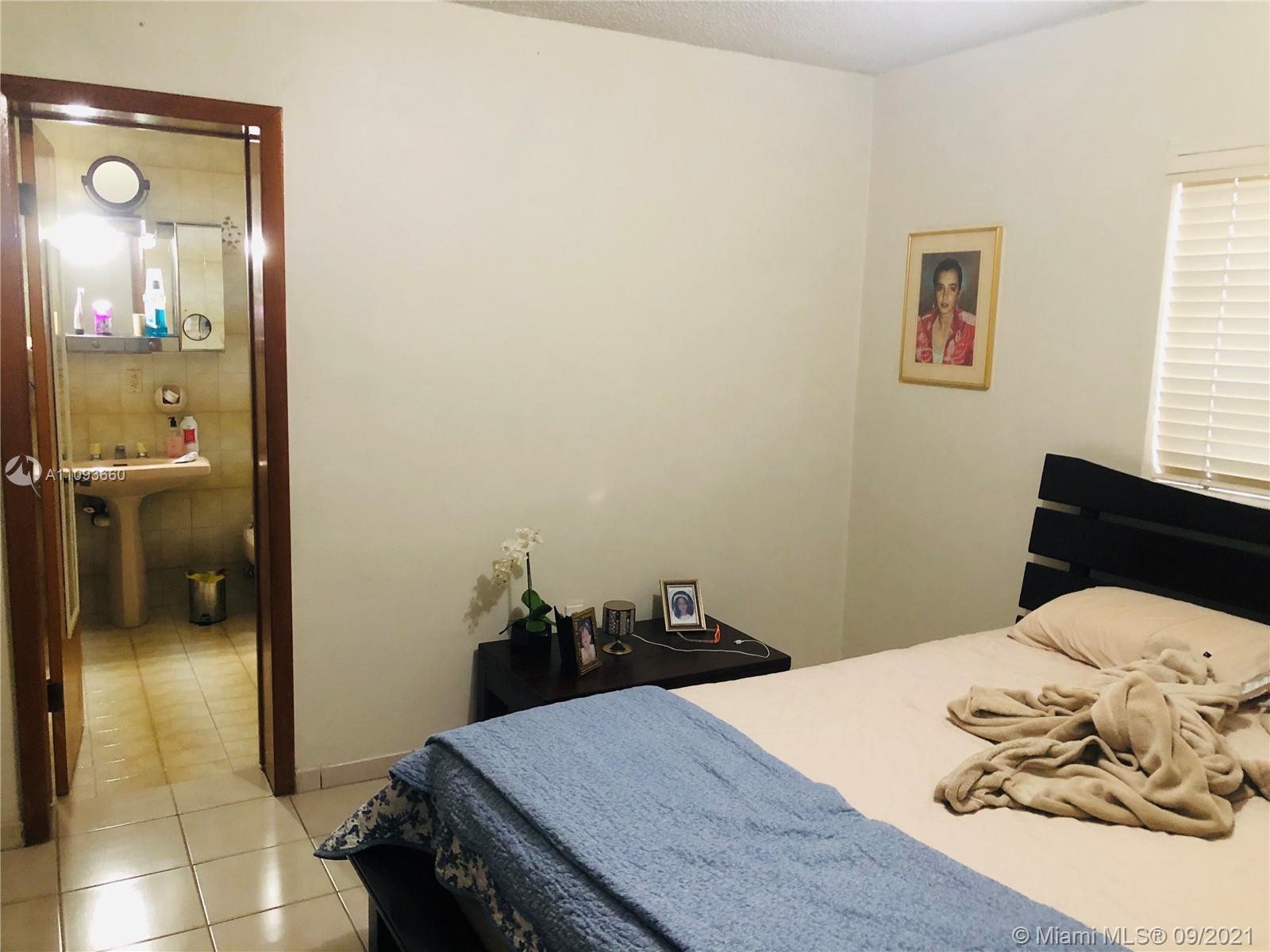 CORAL GABLES HEIGHTS - Residential