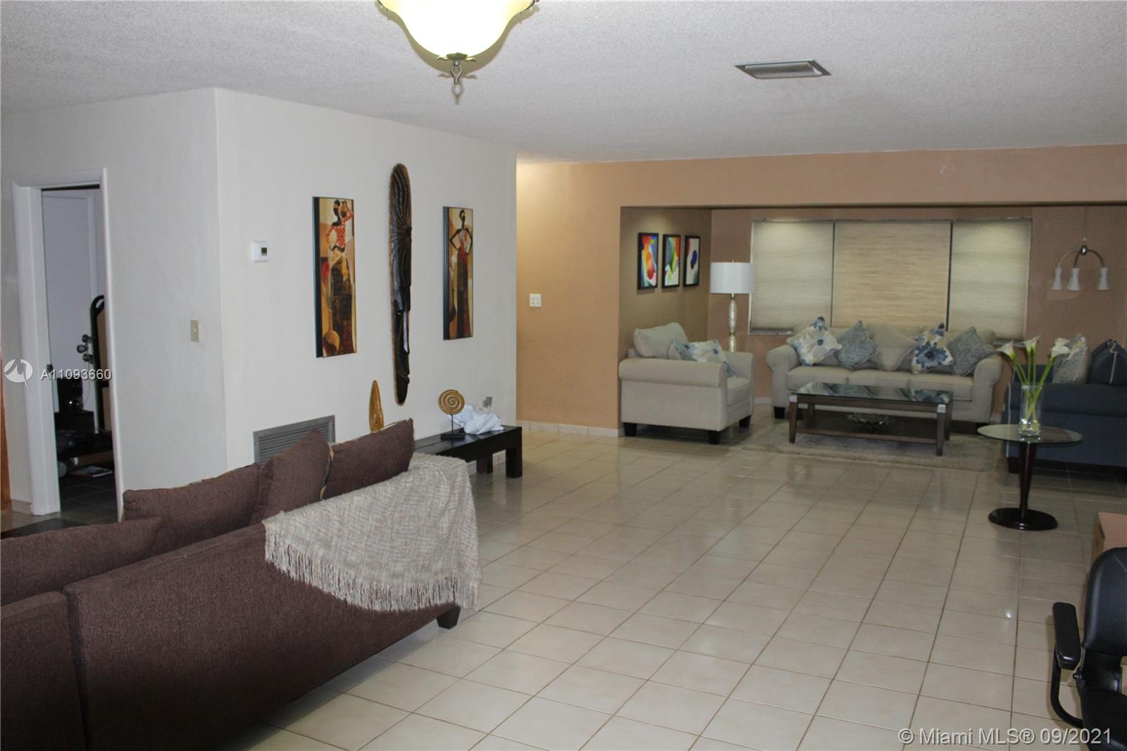 CORAL GABLES HEIGHTS - Residential