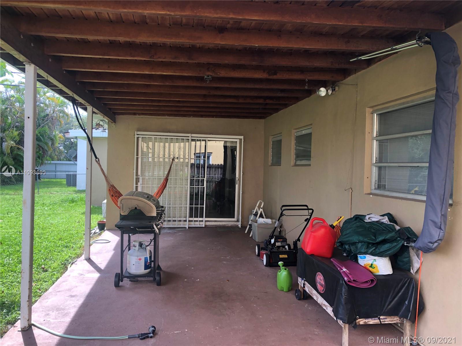 CORAL GABLES HEIGHTS - Residential