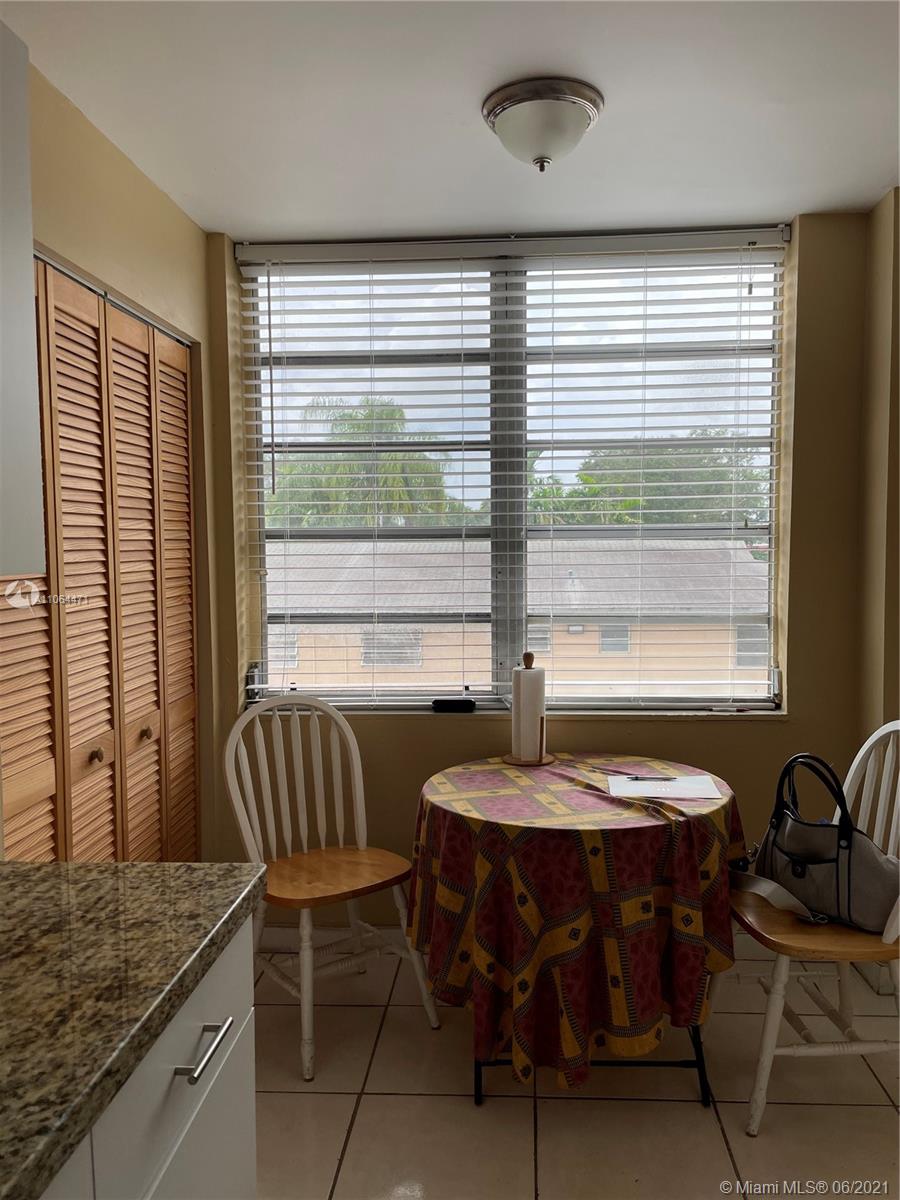 NORTHEAST PALMS CONDO - Residential Lease