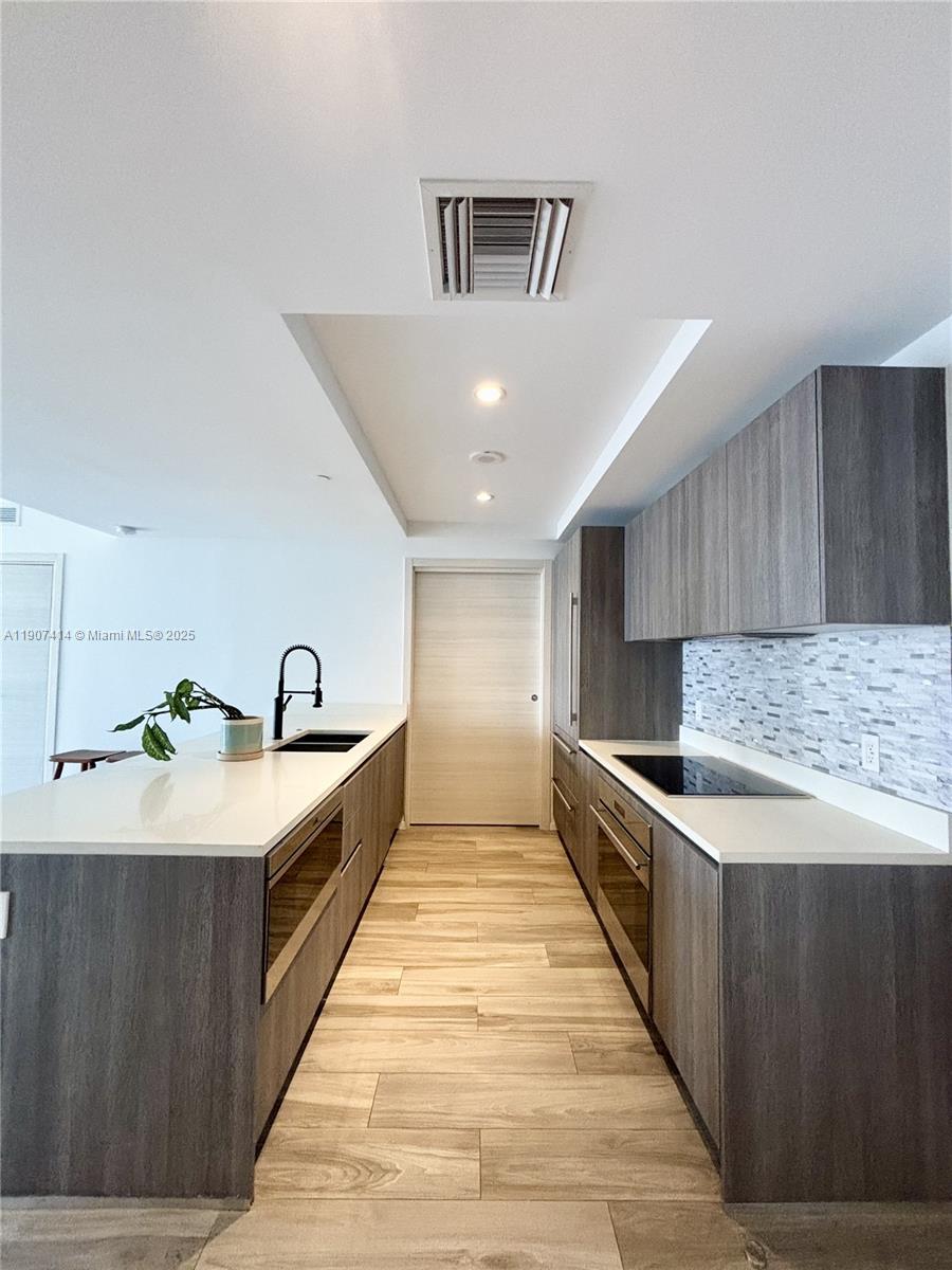 801 SMA RESIDENCES CONDO - Residential Lease