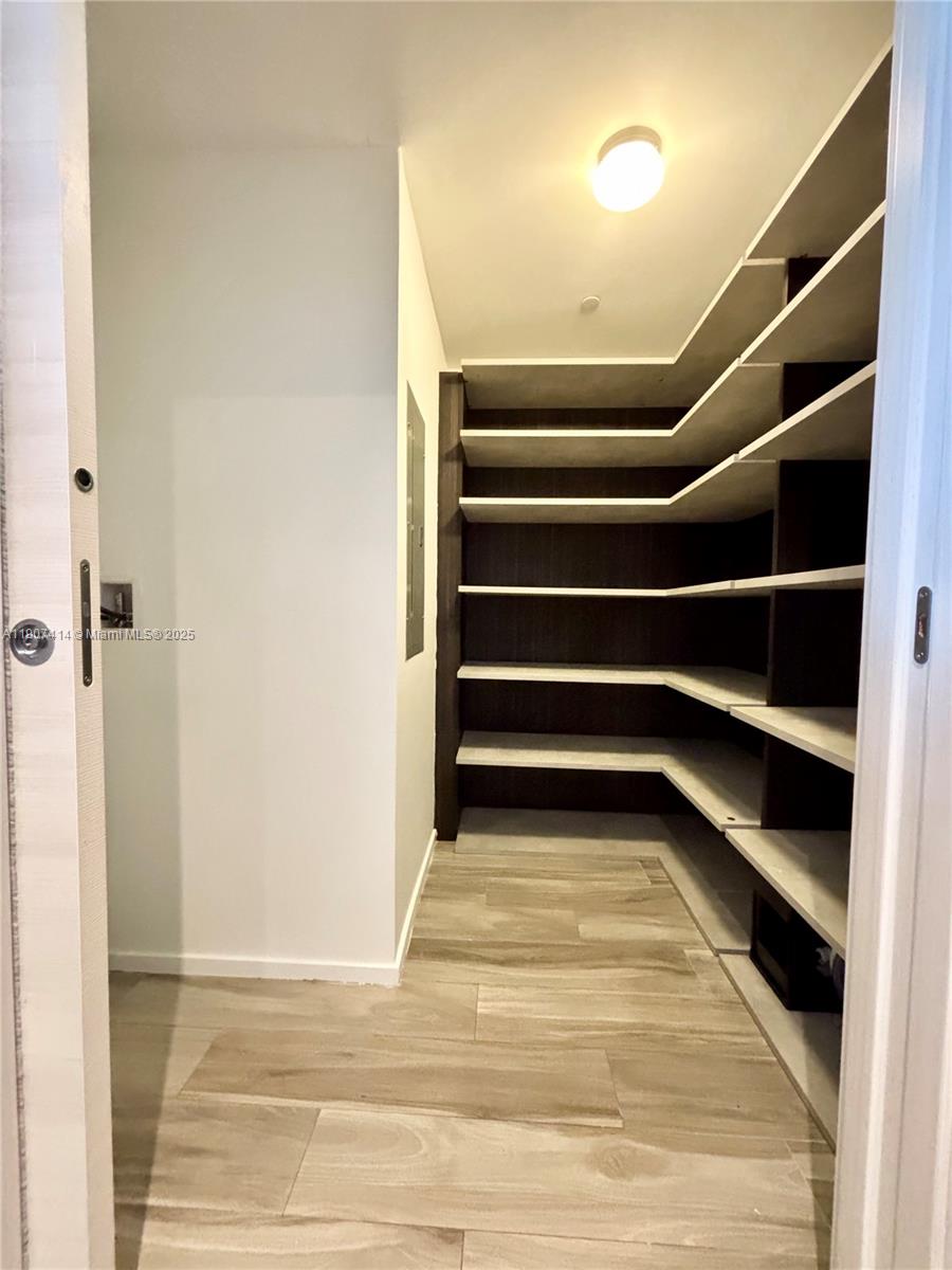 801 SMA RESIDENCES CONDO - Residential Lease