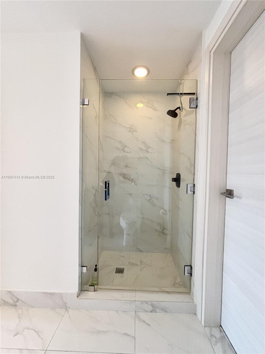 801 SMA RESIDENCES CONDO - Residential Lease