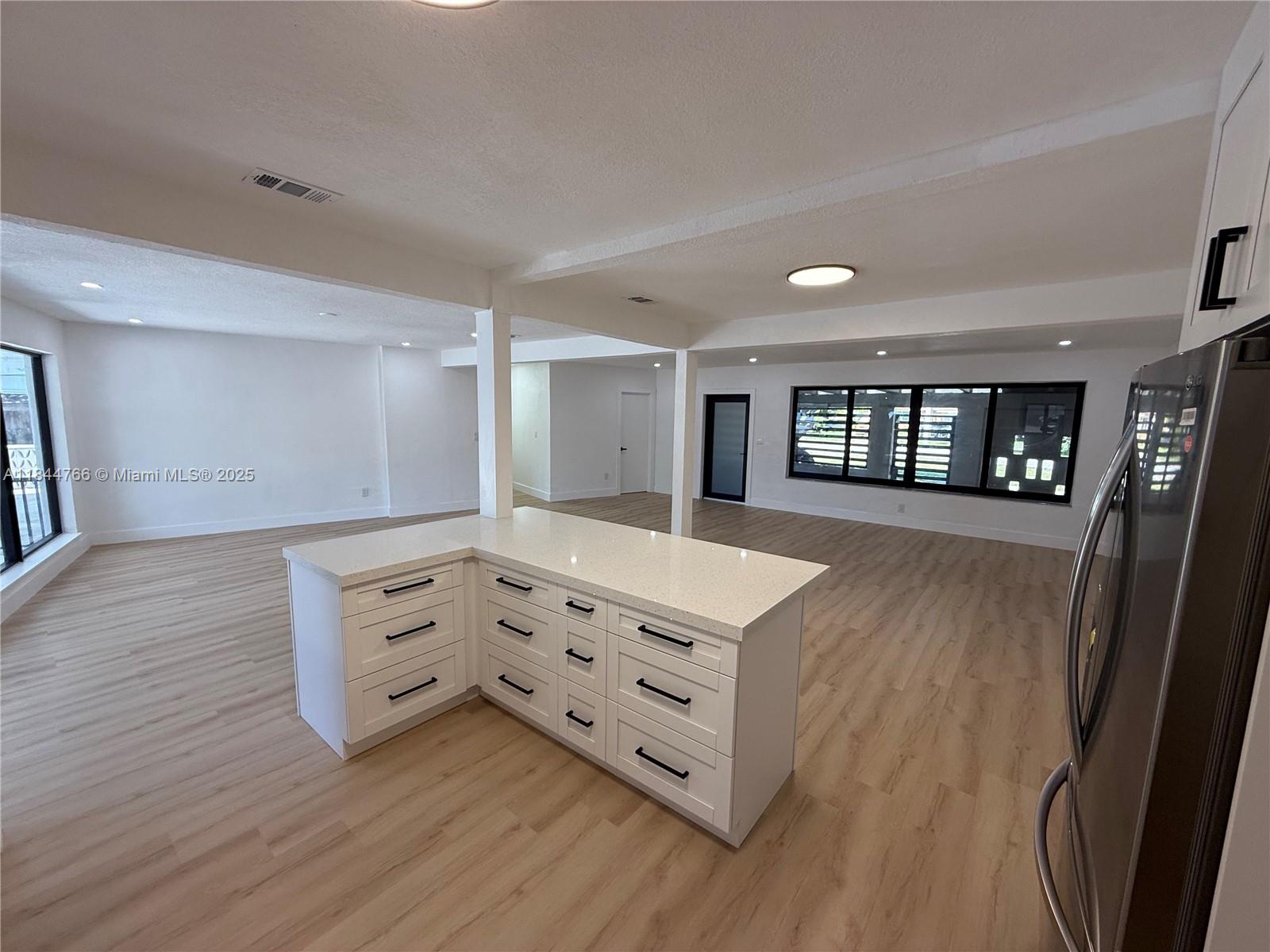 BREEZESWEPT ESTATES 1ST A - Residential