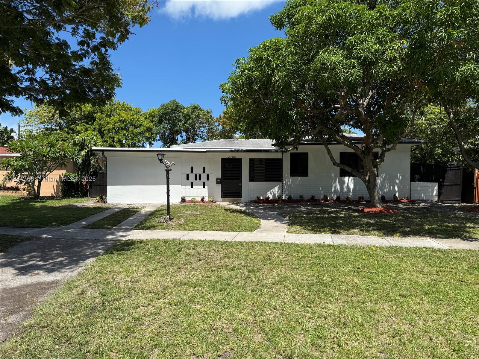 BREEZESWEPT ESTATES 1ST A - Residential