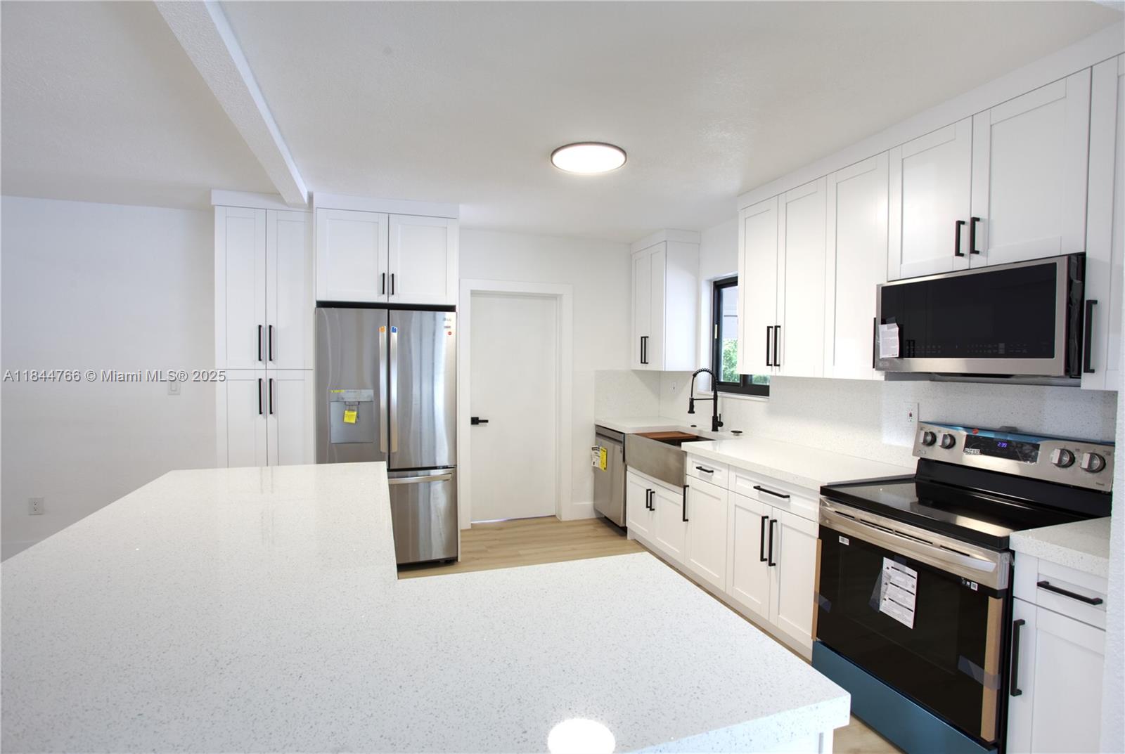 BREEZESWEPT ESTATES 1ST A - Residential