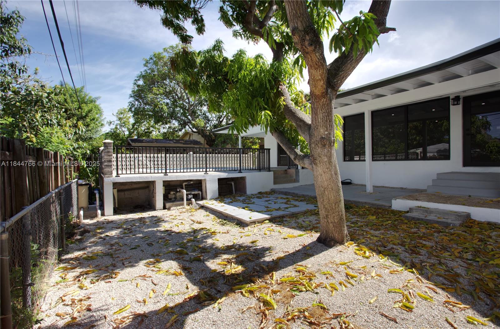 BREEZESWEPT ESTATES 1ST A - Residential