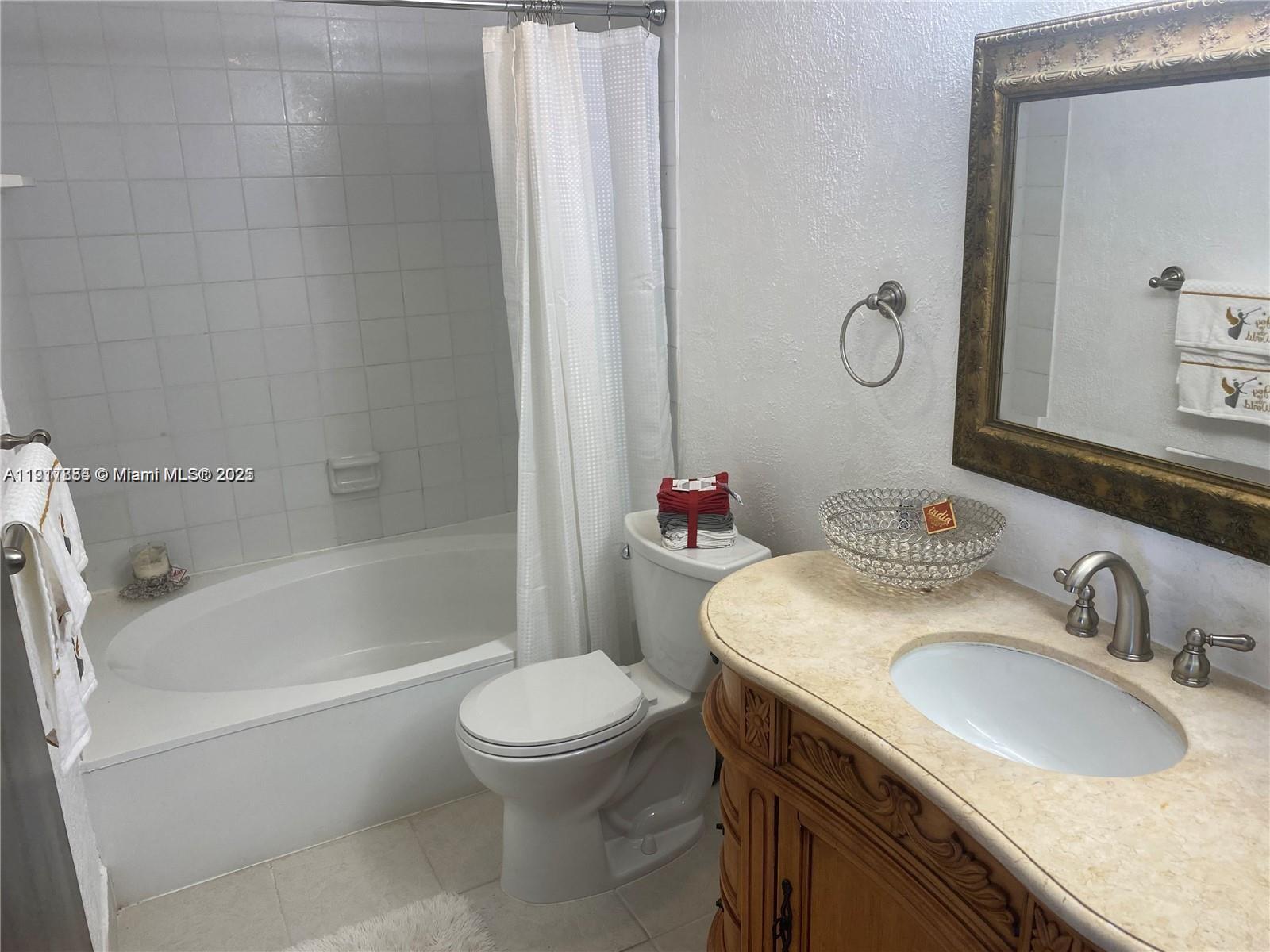 WIMBLEDON AT JACARANDA CO - Residential Lease