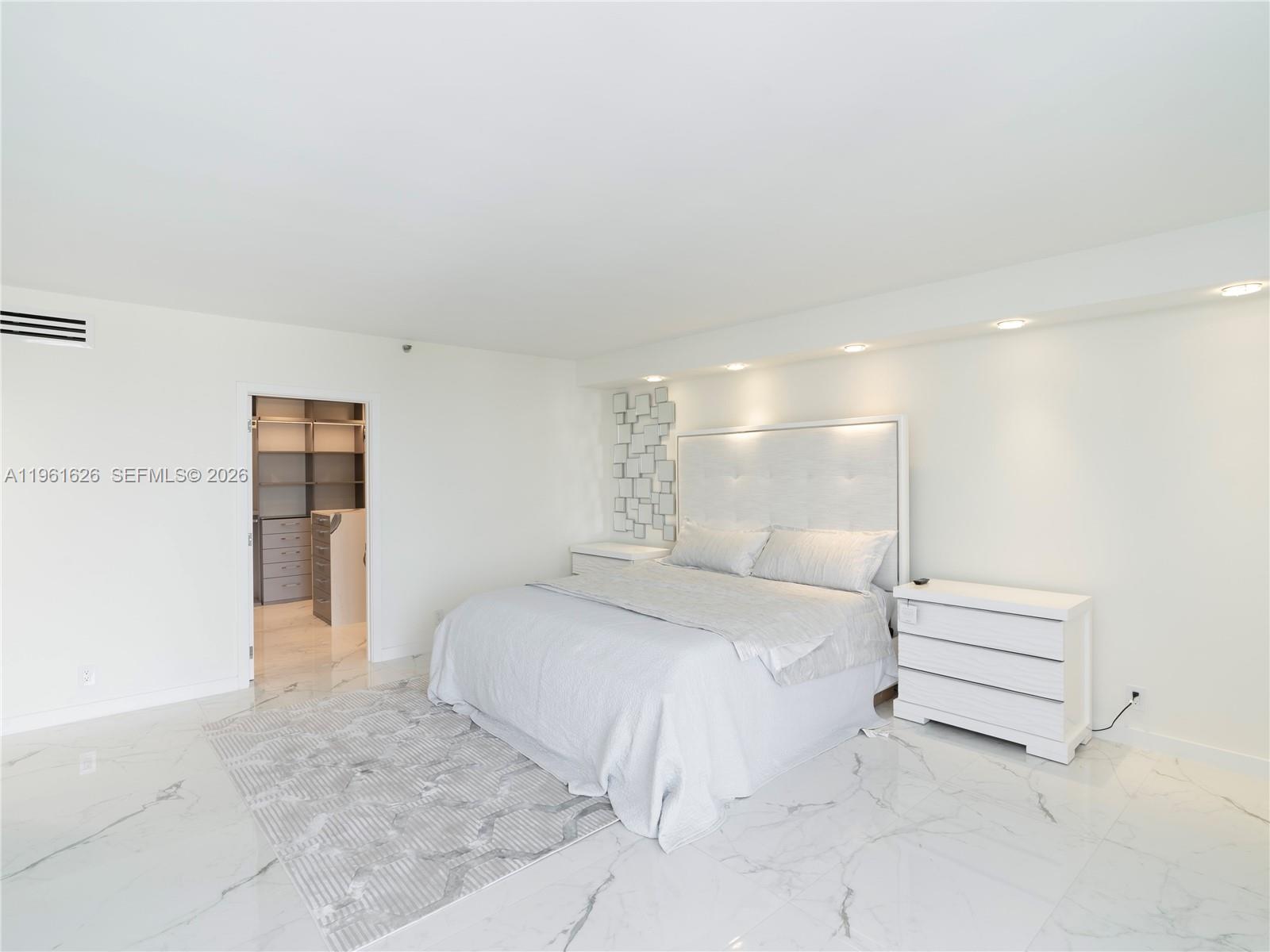 TURNBERRY ISLE CONDO - Residential