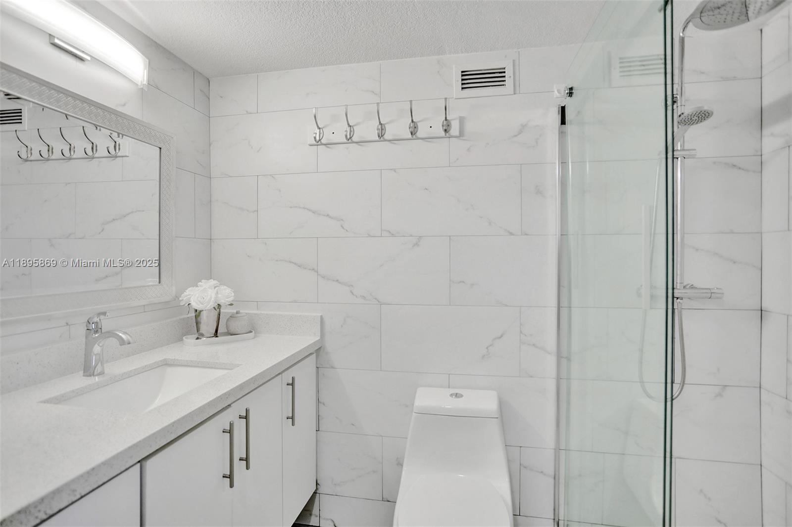 WAVE CONDO - Residential Lease