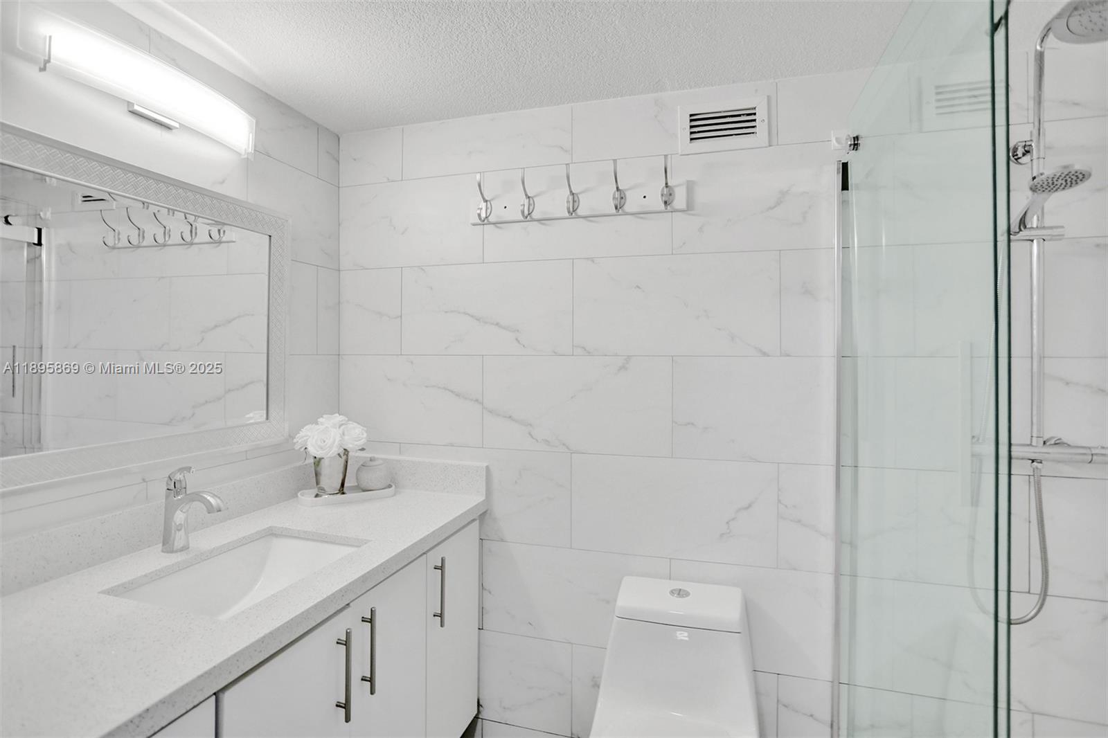 WAVE CONDO - Residential Lease