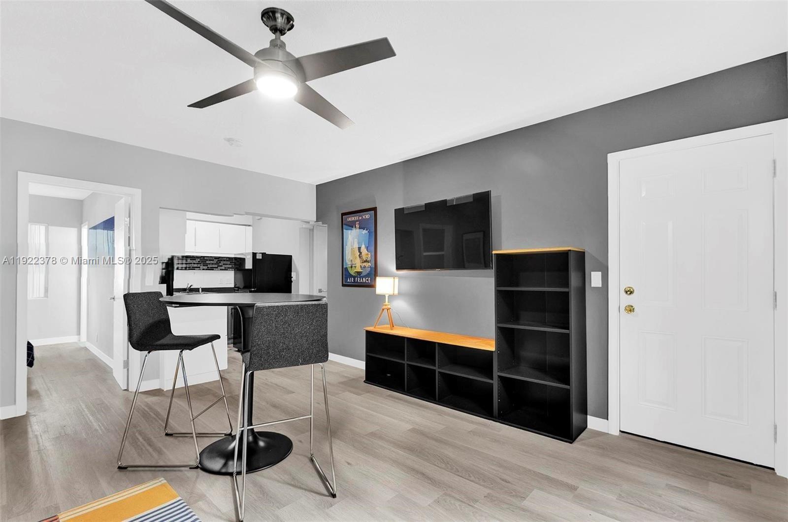 10076 E Bay Harbor Dr 76A