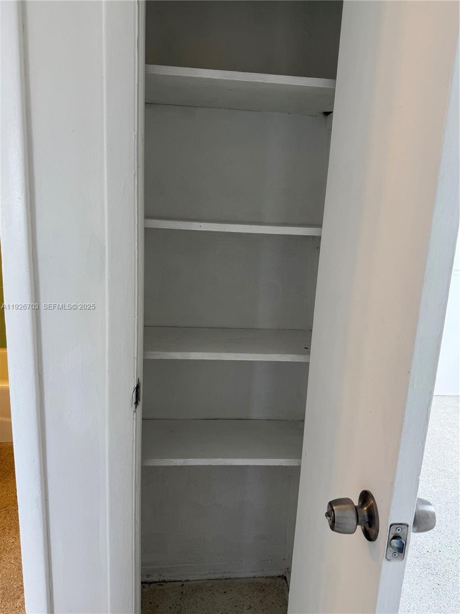 MELROSE MANOR - Residential Lease