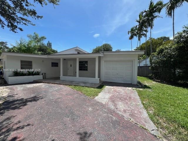 5770 SW 60th St 5770