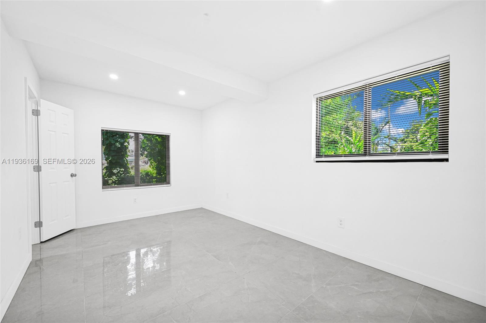 BELLCAMP MANOR - Residential