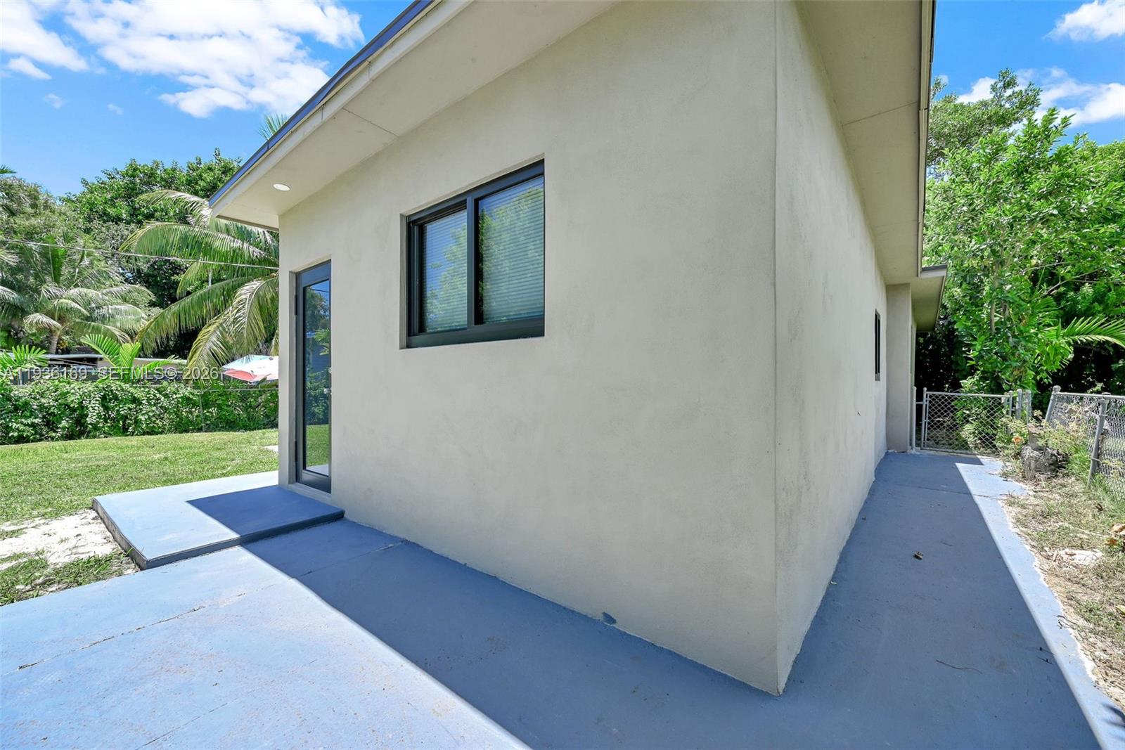 BELLCAMP MANOR - Residential