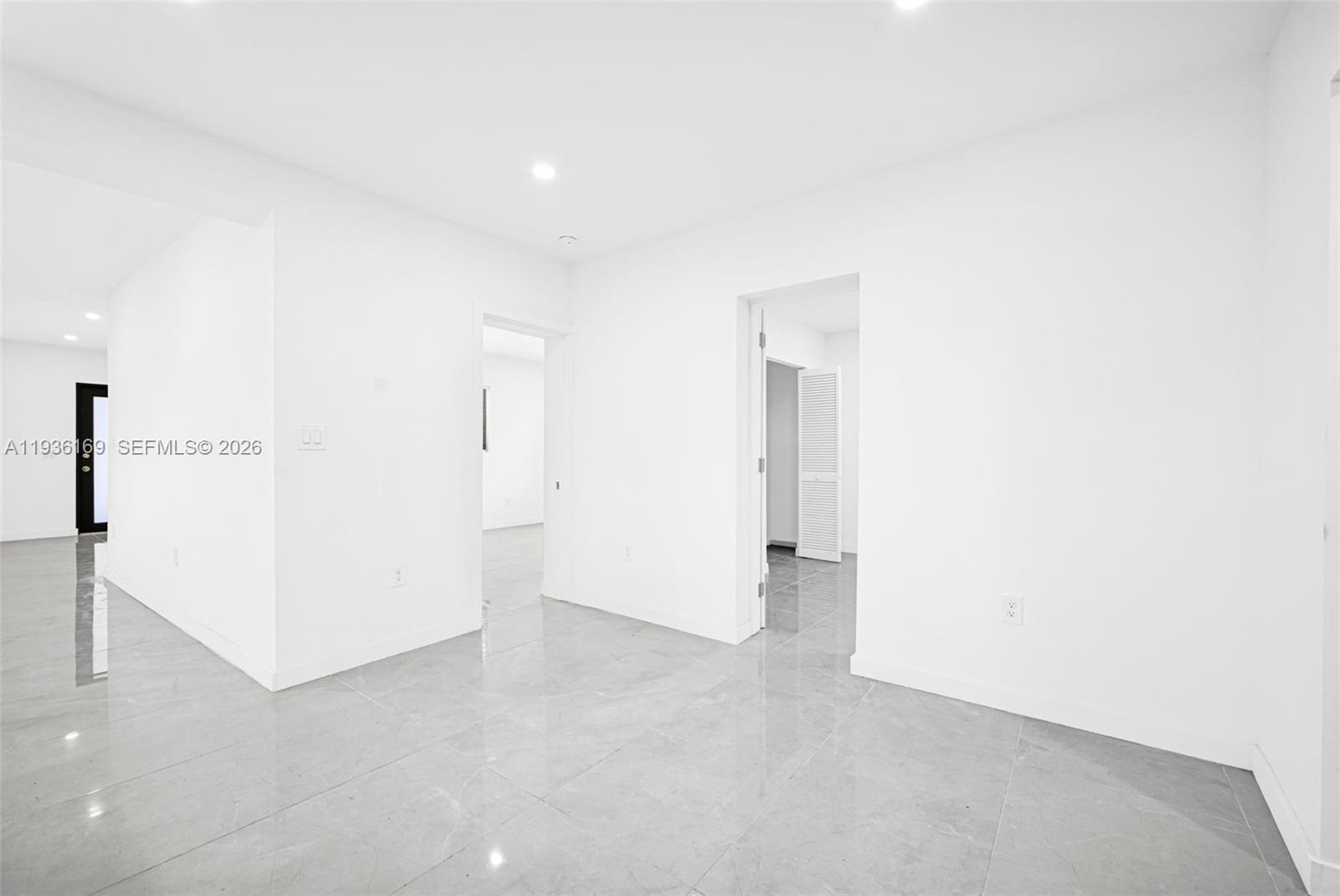 BELLCAMP MANOR - Residential