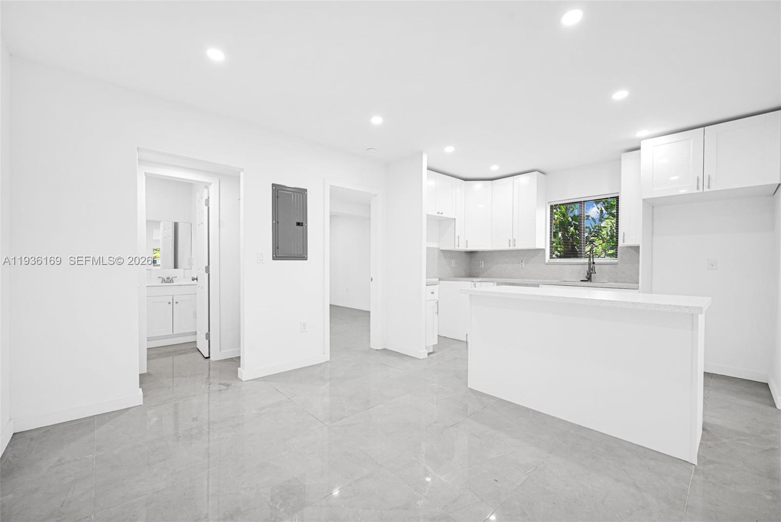 BELLCAMP MANOR - Residential