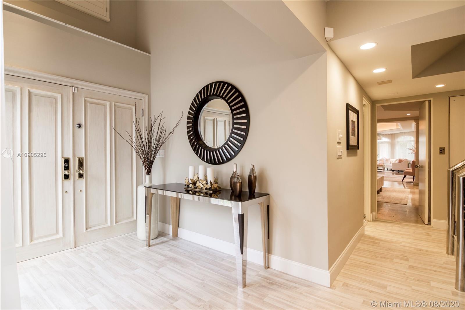 PELICAN ISLE - Residential