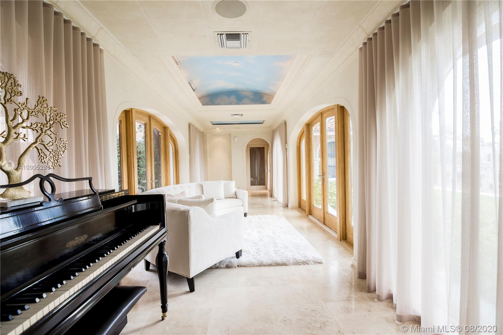 PELICAN ISLE - Residential