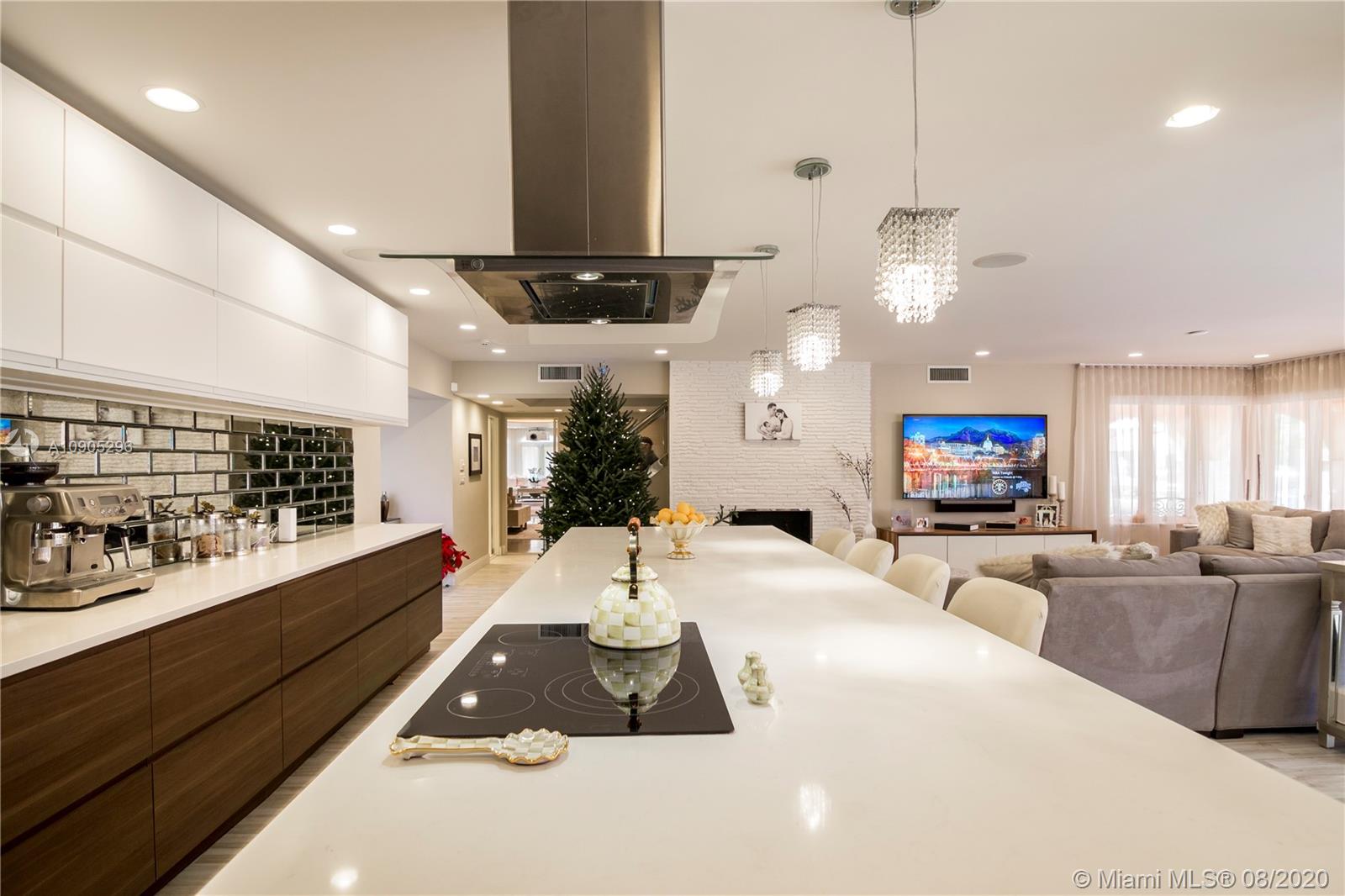 PELICAN ISLE - Residential