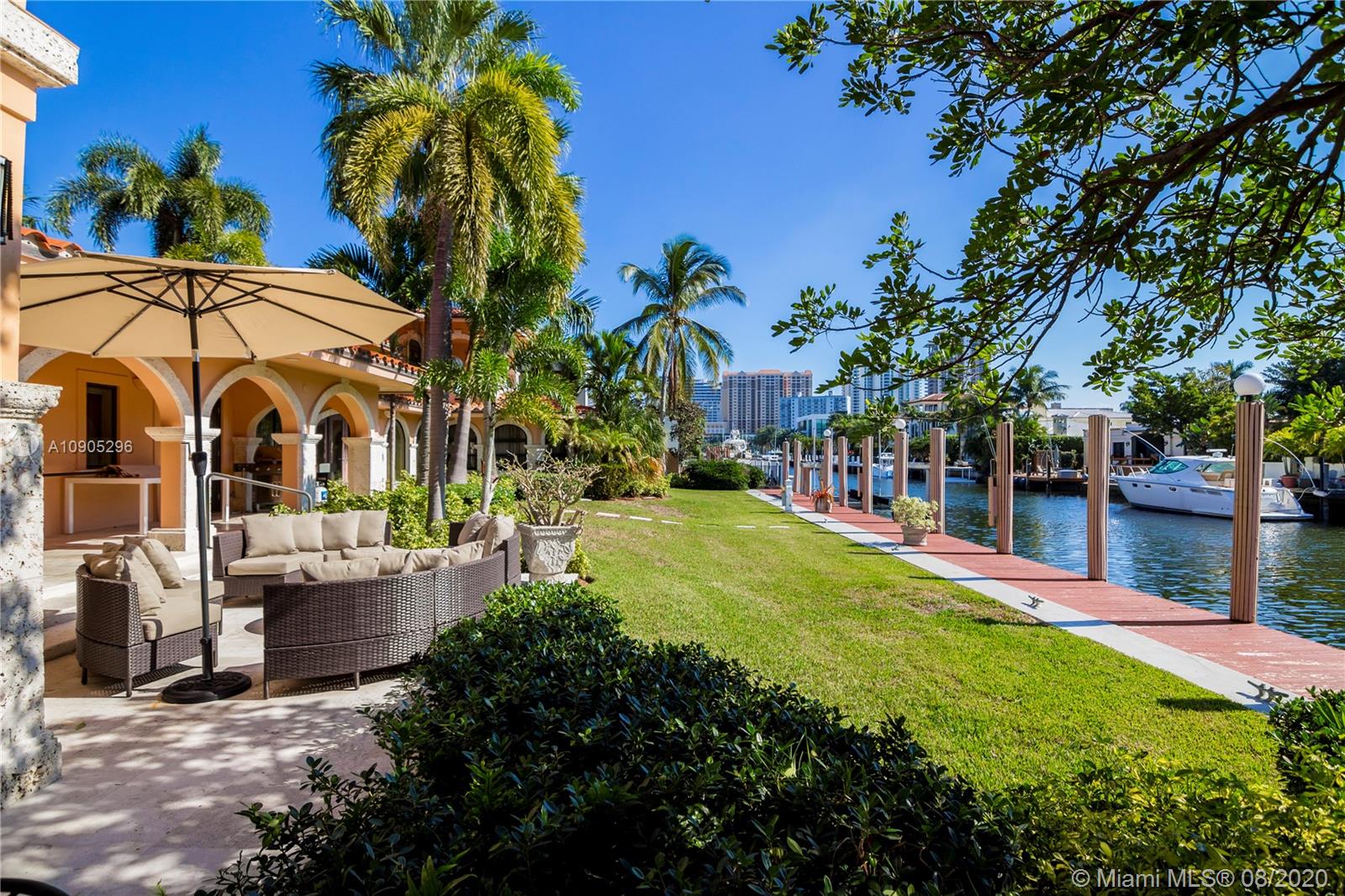 PELICAN ISLE - Residential