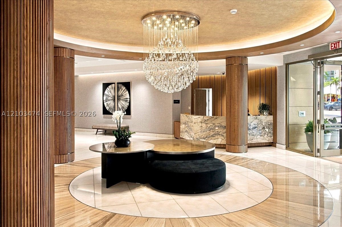 888 Brickell Key Dr 1005
