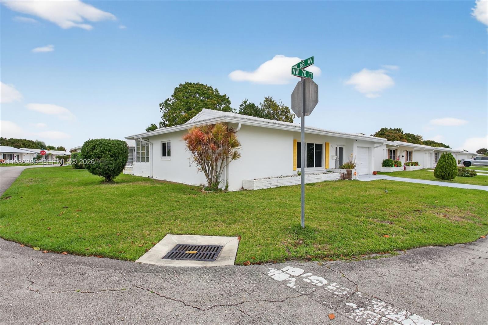 MAINLANDS OF TAMARAC LAKE - Residential