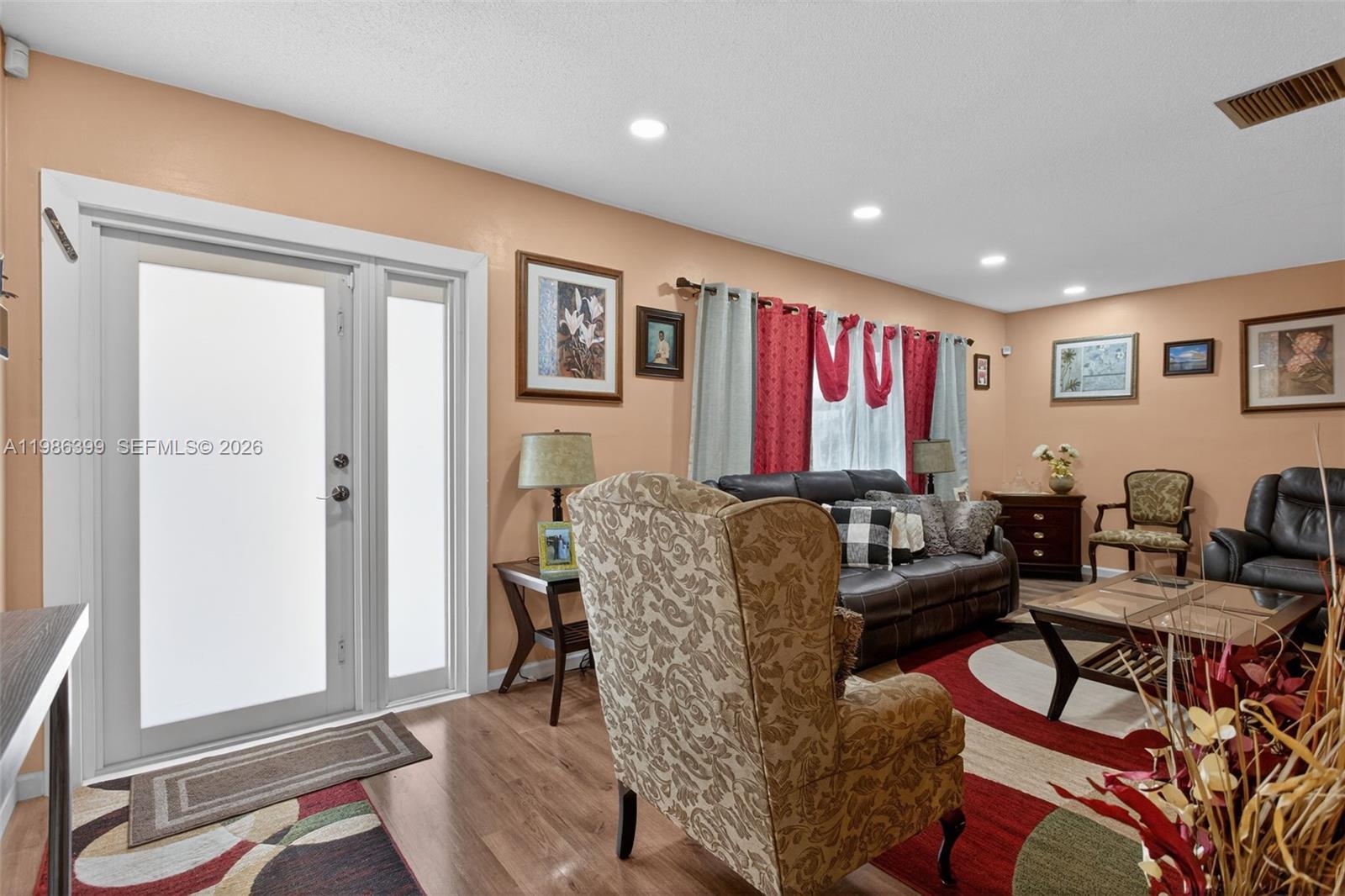 MAINLANDS OF TAMARAC LAKE - Residential