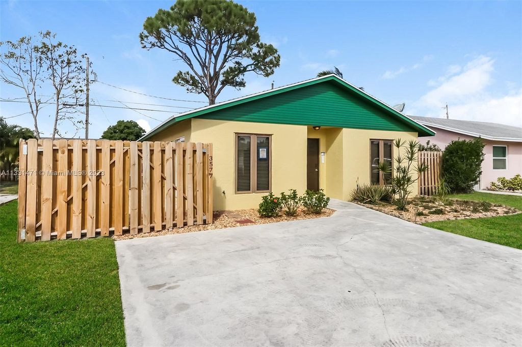 Photo of 3577 Lothair Ave, Boynton Beach, FL 33436 (MLS # A11331471)