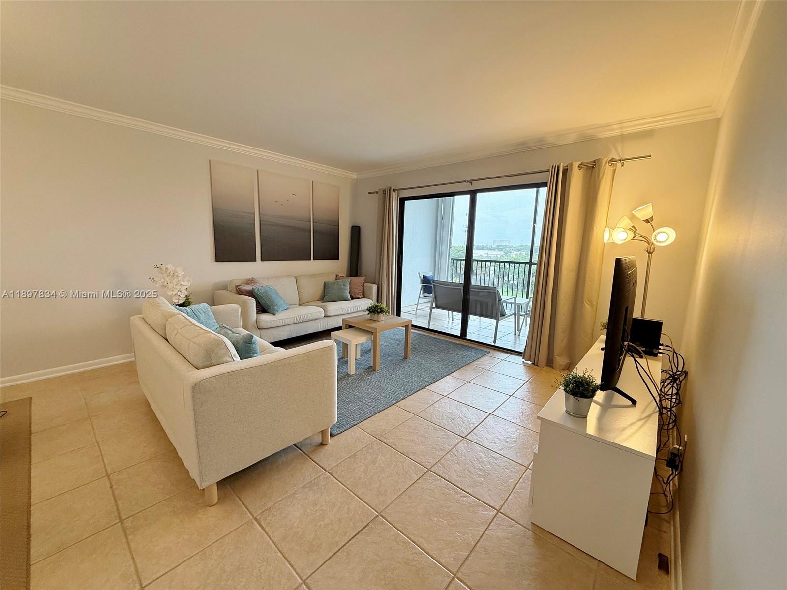 CYPRESS BEND CONDOMINIUM - Residential