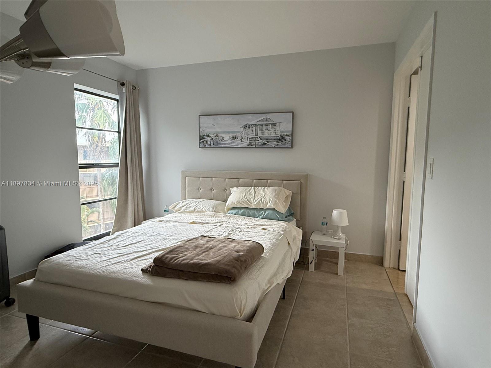 CYPRESS BEND CONDOMINIUM - Residential