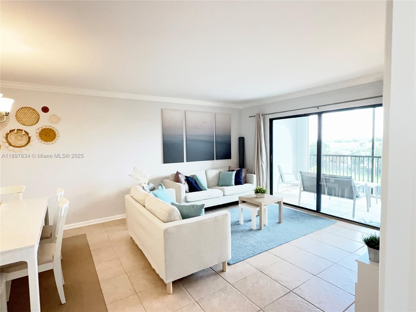 CYPRESS BEND CONDOMINIUM - Residential