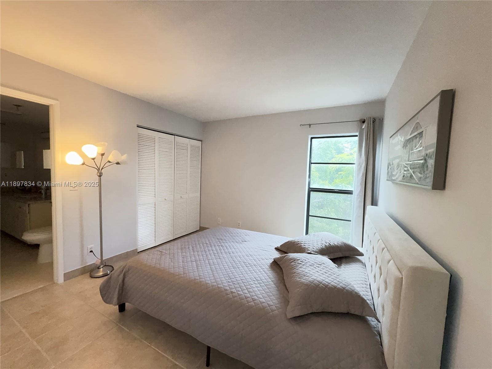 CYPRESS BEND CONDOMINIUM - Residential