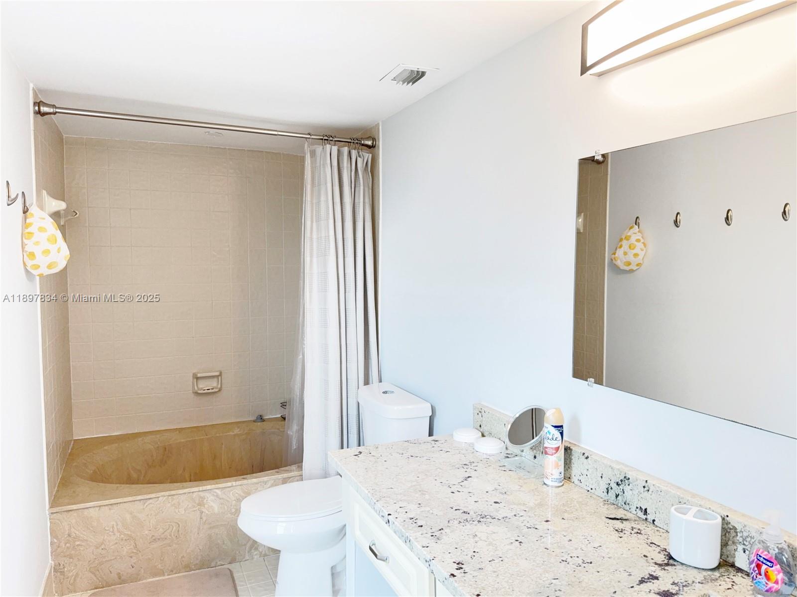 CYPRESS BEND CONDOMINIUM - Residential