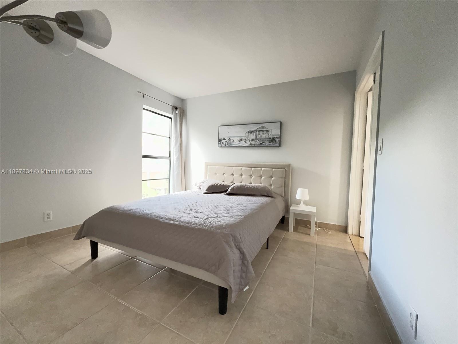 CYPRESS BEND CONDOMINIUM - Residential