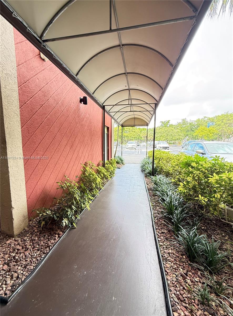 CYPRESS BEND CONDOMINIUM - Residential