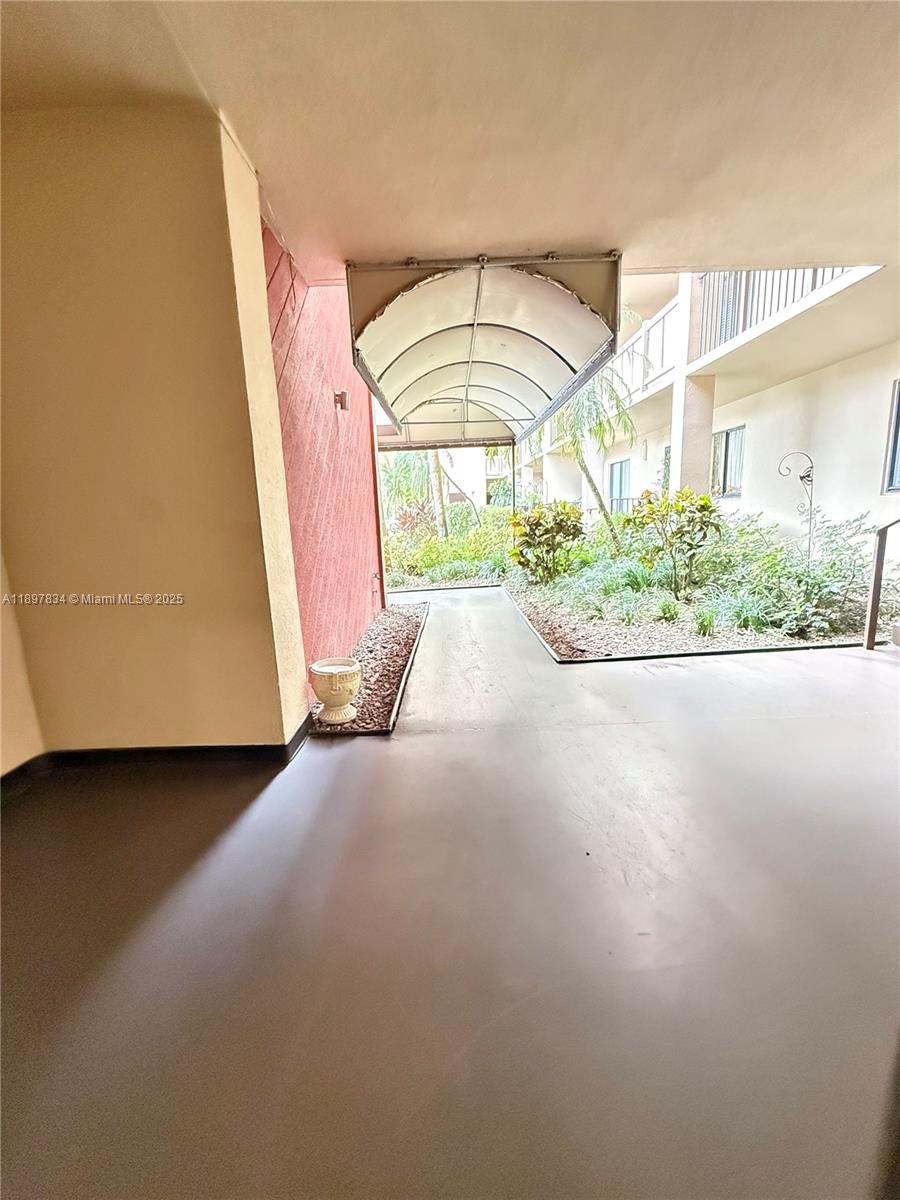 CYPRESS BEND CONDOMINIUM - Residential