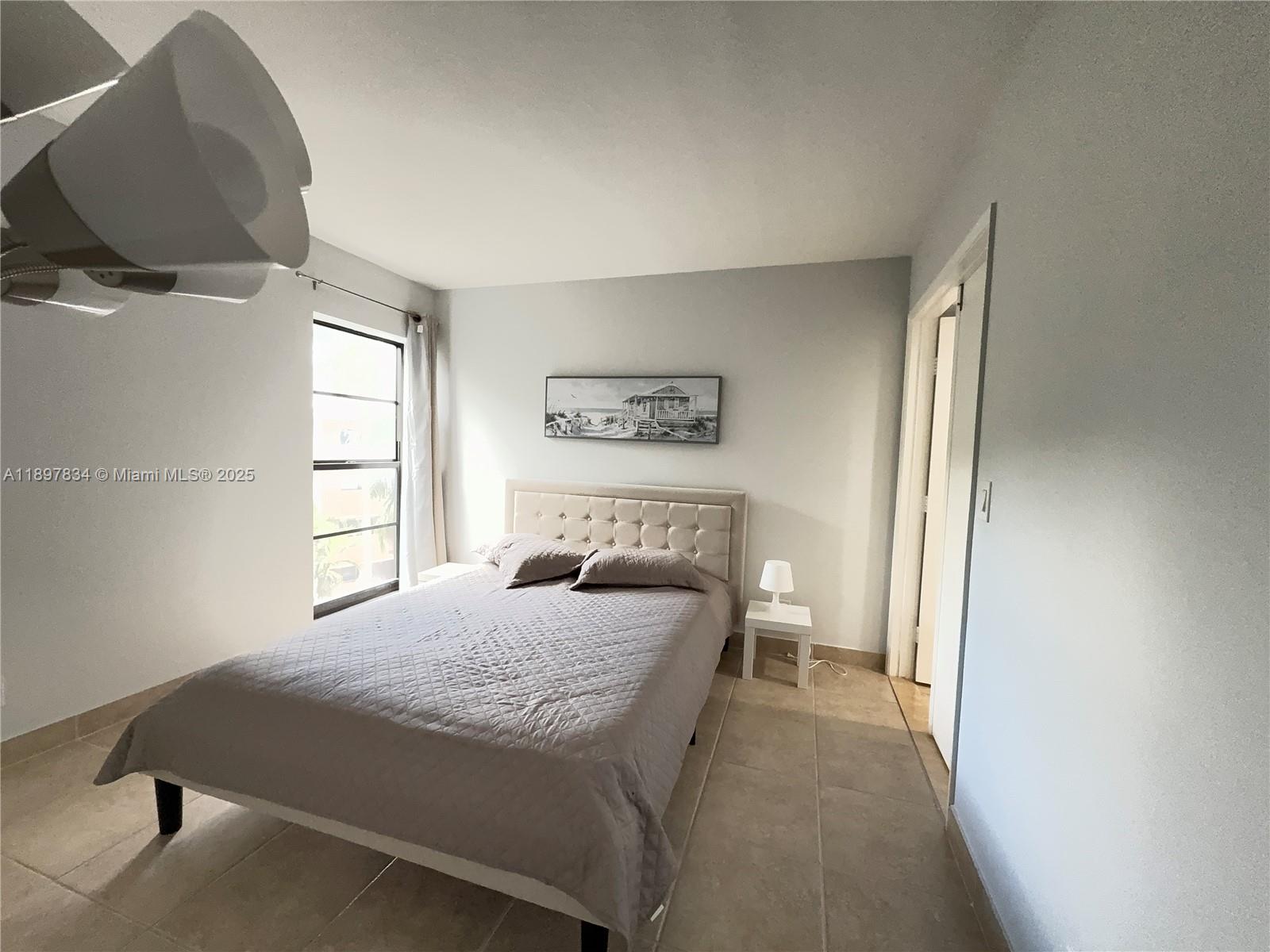 CYPRESS BEND CONDOMINIUM - Residential