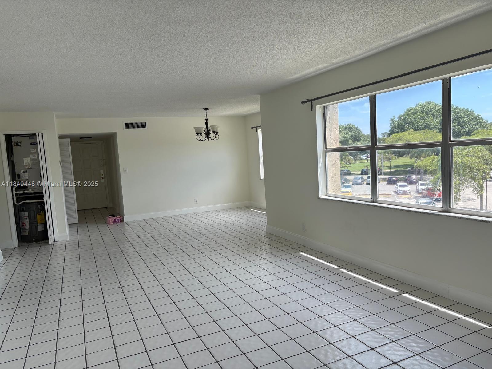 INVERRARY COUNTRY CLUB - Residential