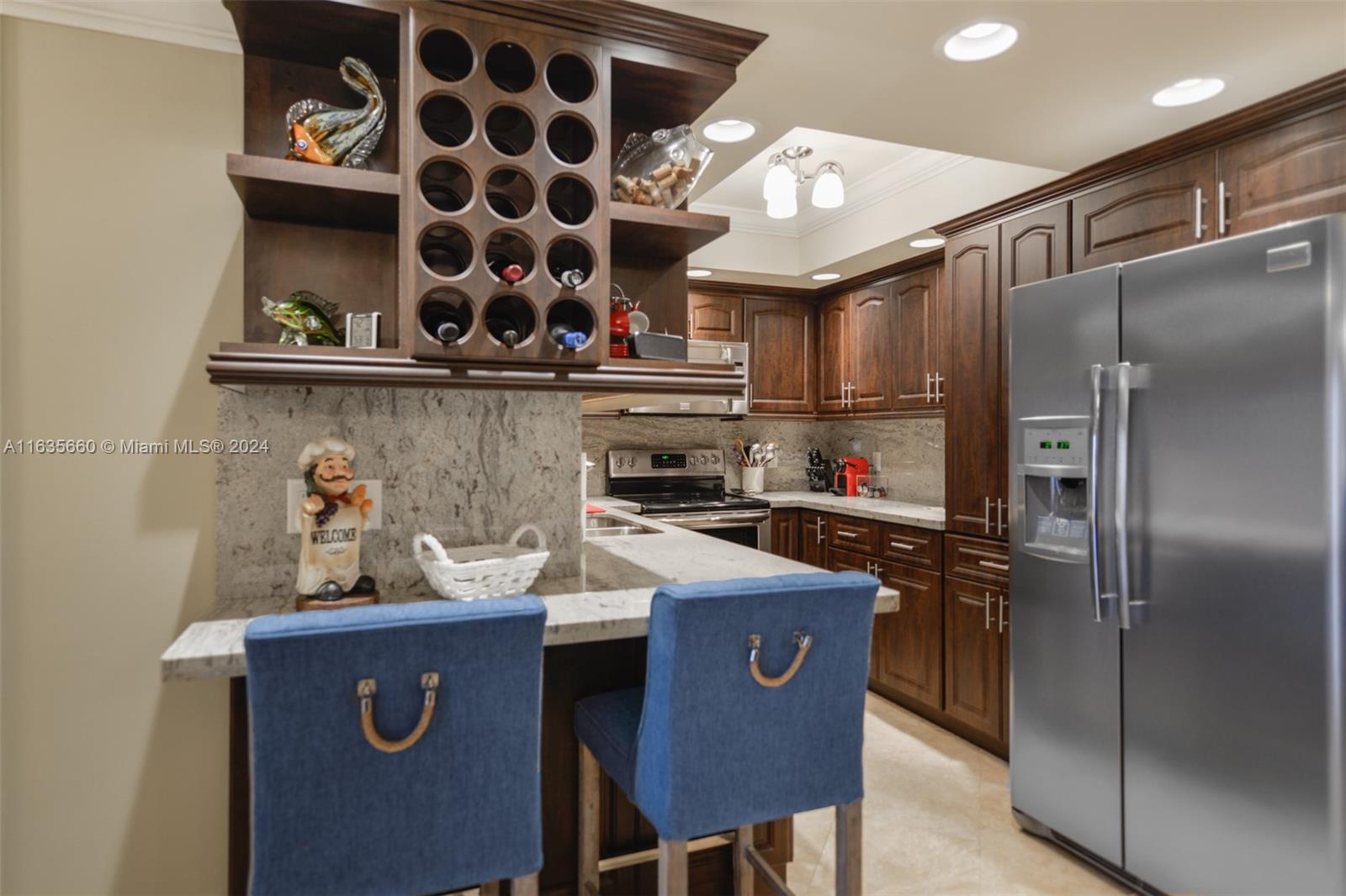 HEMISPHERES CONDO - Residential