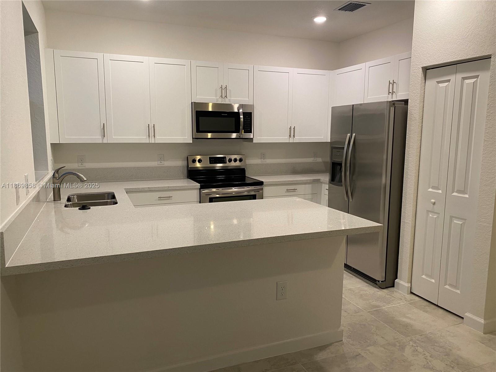BEAUTIFUL VILLA AT RAMBLAS AT VIA VENTURA, 3 BEDROOMS , 2 FULL BATHS &1 HALF BATH,GATED COMMUNITY WITH ALL THE SERVICES, COMMUNITY POOL, GYM, PLAYGROUND FOR KIDS, COME TO SEETHE UNIT AND MAKE IT YOUR HOME! THE ASSOCIATION ASK FOR 650+ CREDIT SCORE, CLEAN BANKGROUND AND 3 TIMES THE RENT AS AN INCOME PER MONTH, 2 ASSIGNED PARKINGS IN FRONT OF THE HOUSE, WASHER AND DRYER INSIDE THE UNIT. BEAUTIFUL PATIO AT THE BACK, EQUAL HOUSING OPPORTUNITY.