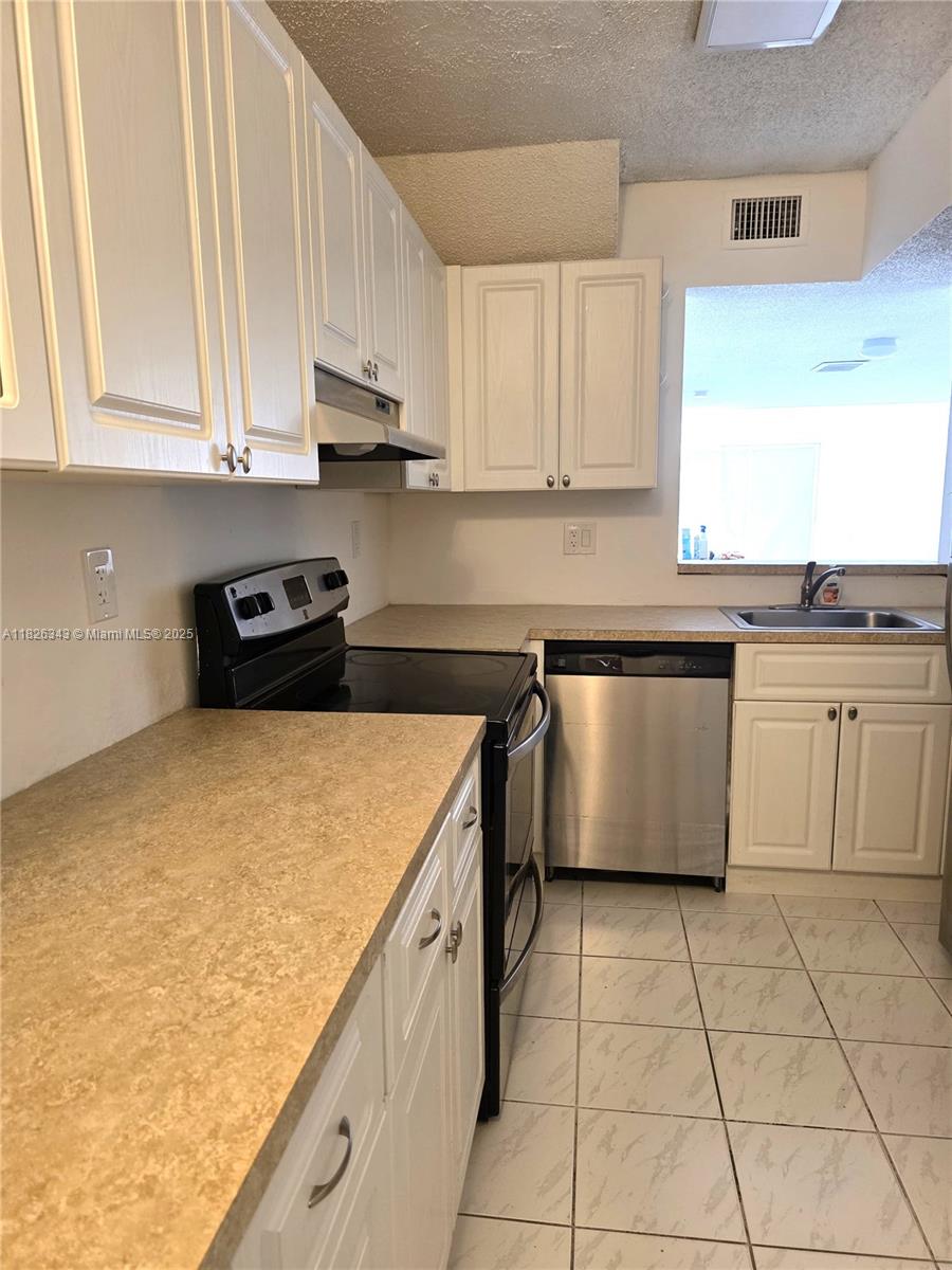 PUERTO BELLO CONDO NO 2 - Residential Lease