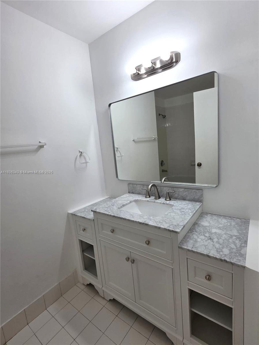 PUERTO BELLO CONDO NO 2 - Residential Lease