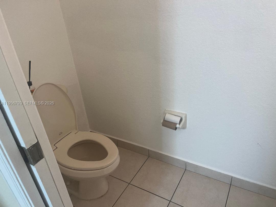 Century Beeze - Residential Lease