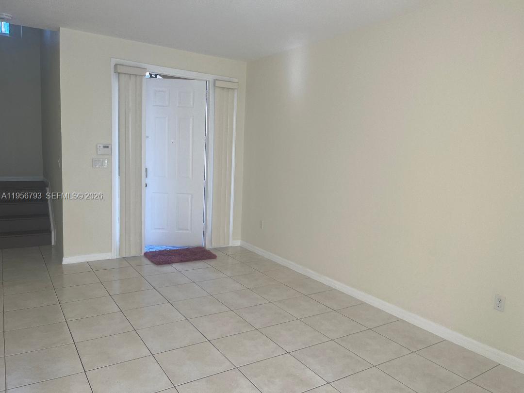 Century Beeze - Residential Lease