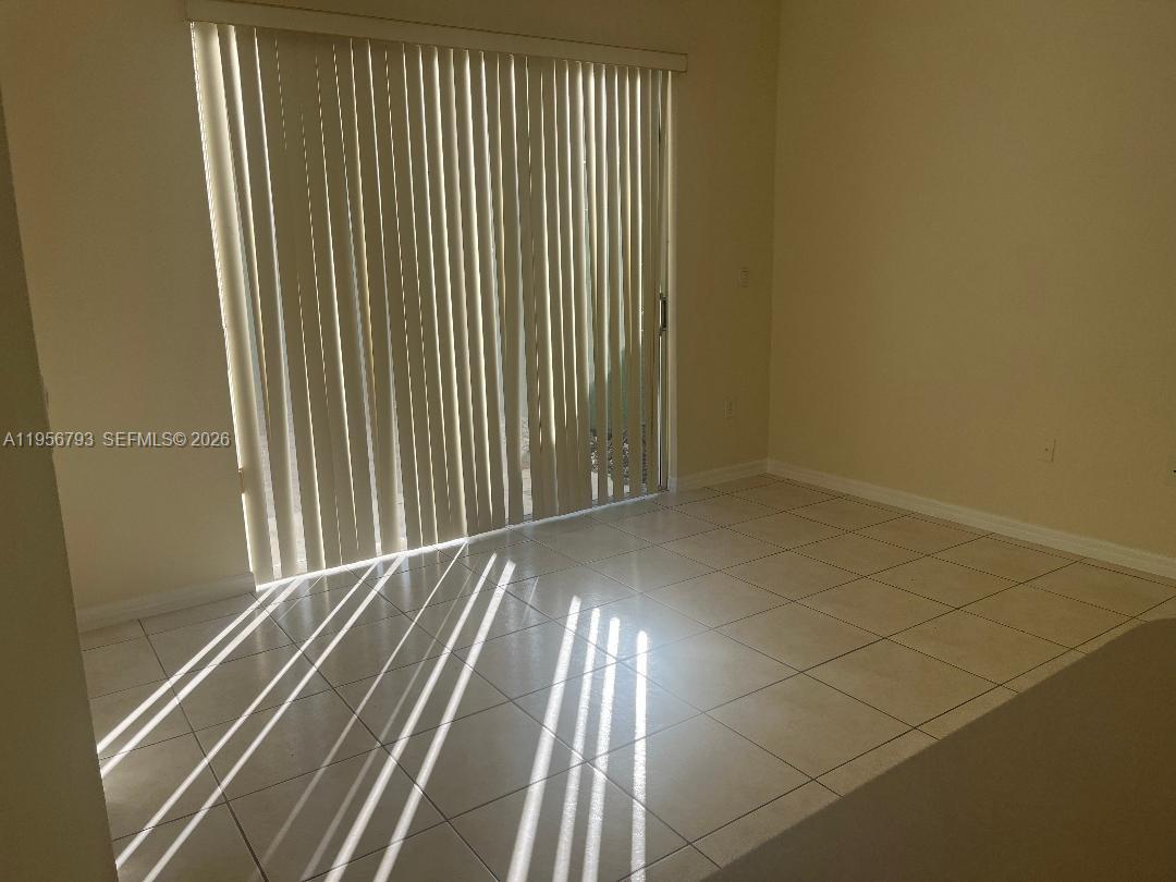 Century Beeze - Residential Lease