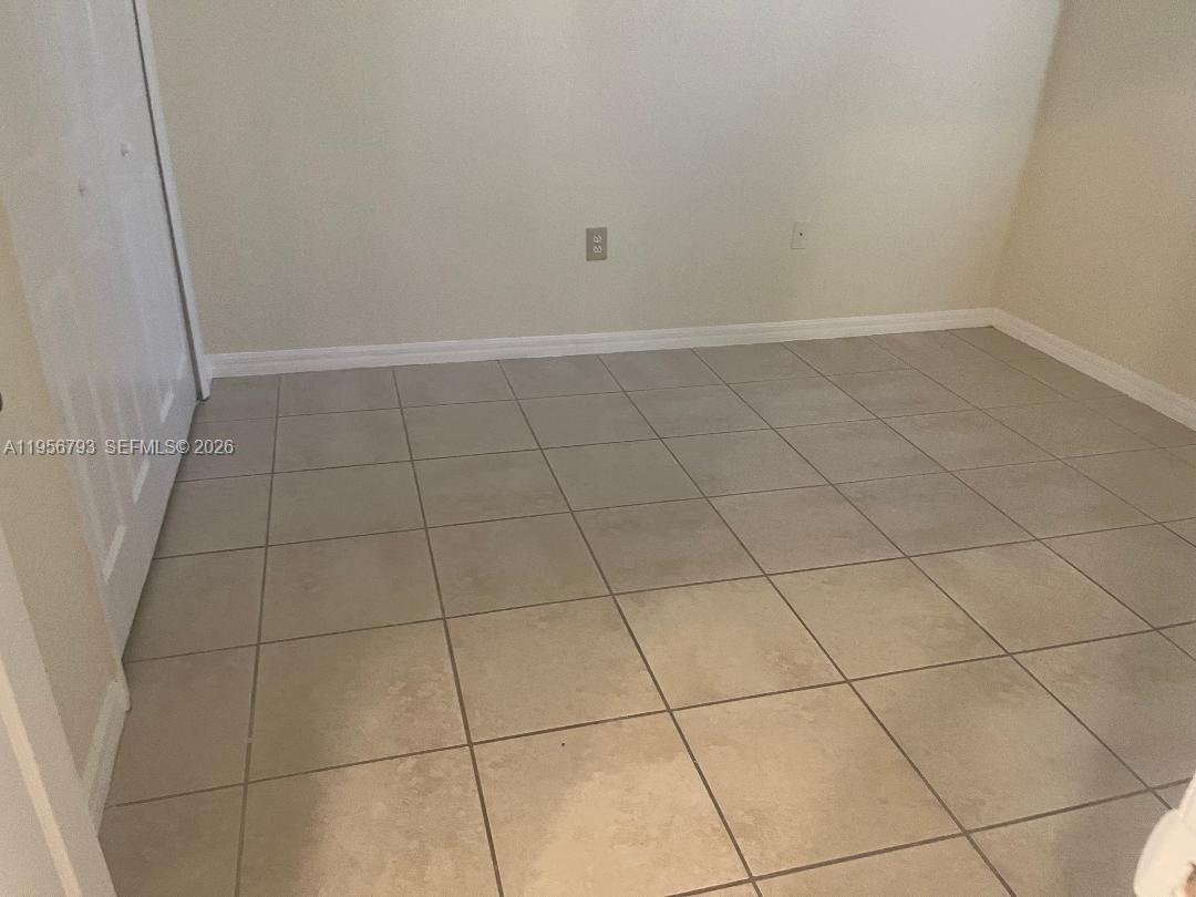 Century Beeze - Residential Lease