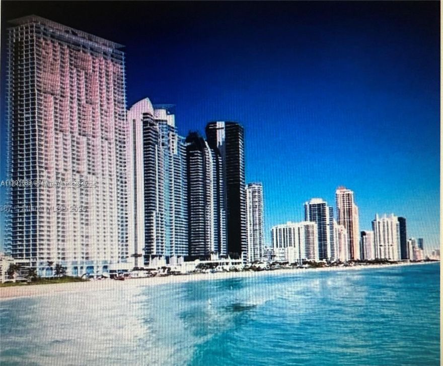 Lovely 1/1.5 just 5 mins walk to Sunny isles Beach, 5 Stars amenities, New Gym Just opened! Close to
Shopping Malls, Restaurants & Attractions,